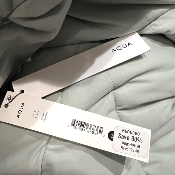 AQUA Hooded Puffer Coat in Sage Green, Size XS New w/Tag $198 (SOLD OUT) - Picture 6 of 7